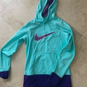 Nike thermafit hoodie